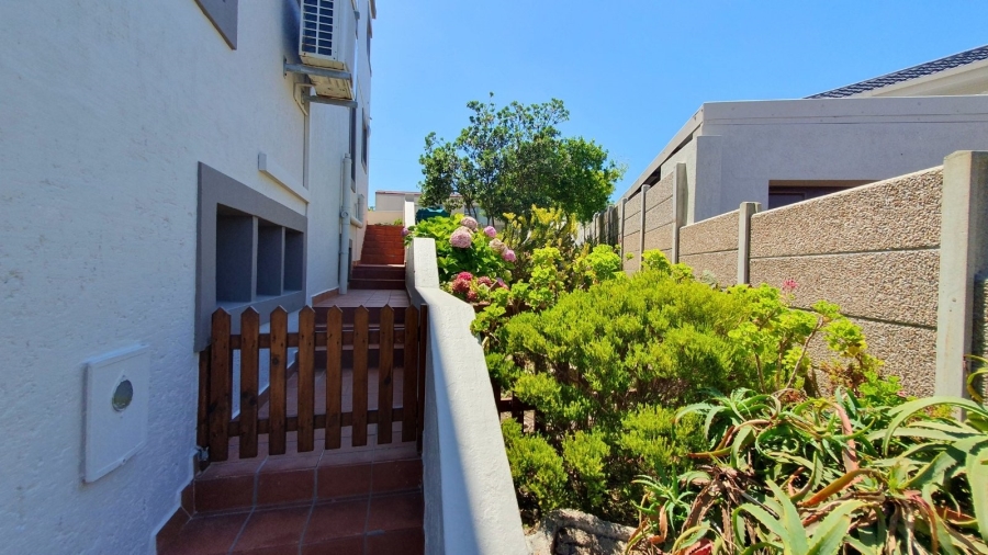 4 Bedroom Property for Sale in Dana Bay Western Cape